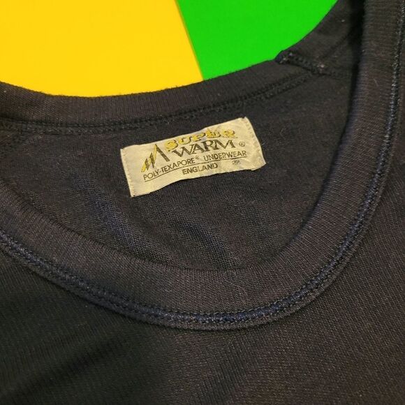 2/$20 Vintage England super warm top - Picture 4 of 4